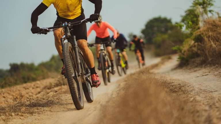 Image de :Choisir de bons souliers pour le vélo de montagne